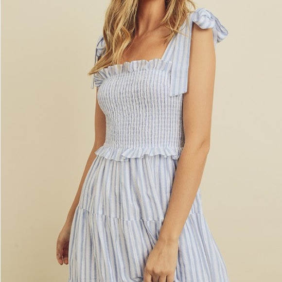 Dress Forum White and Blue Striped Textured Shoulder Tie Dress - Picture 2 of 10
